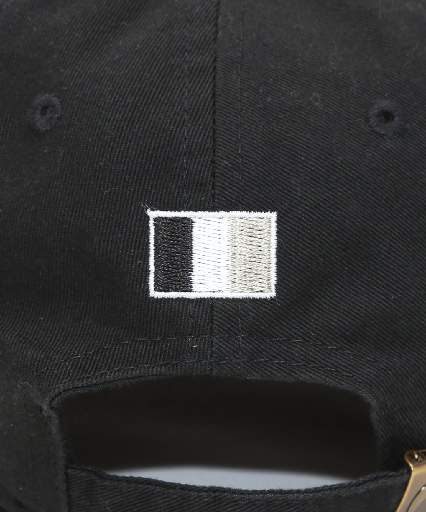 FLAG EMBROIDERY CLASSIC CAP