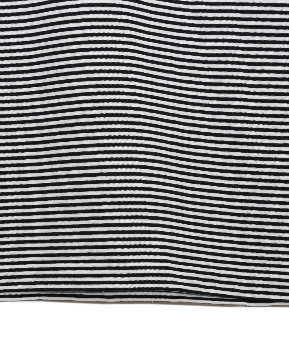 BORDER MOCK NECK T-SHIRT