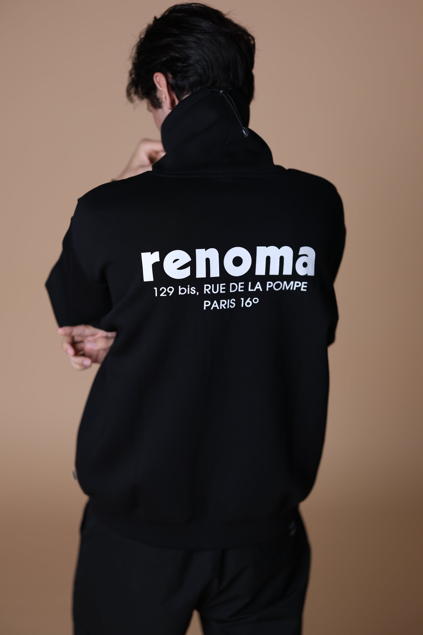 BASIC NECK WARM SWEATSHIRT