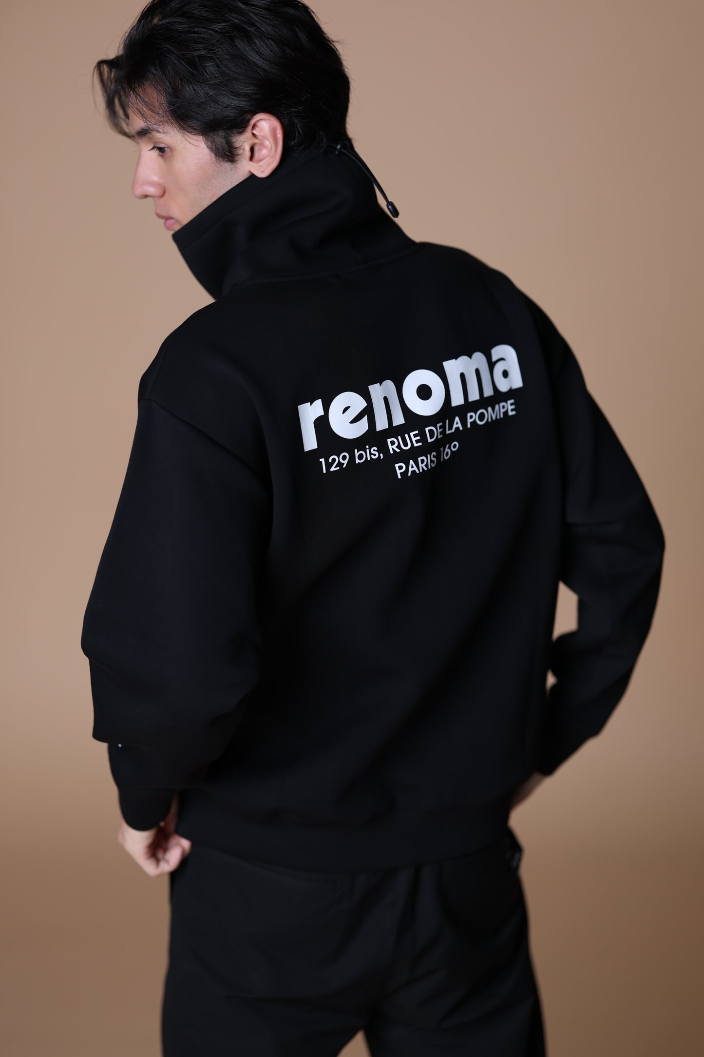 BASIC NECK WARM SWEATSHIRT