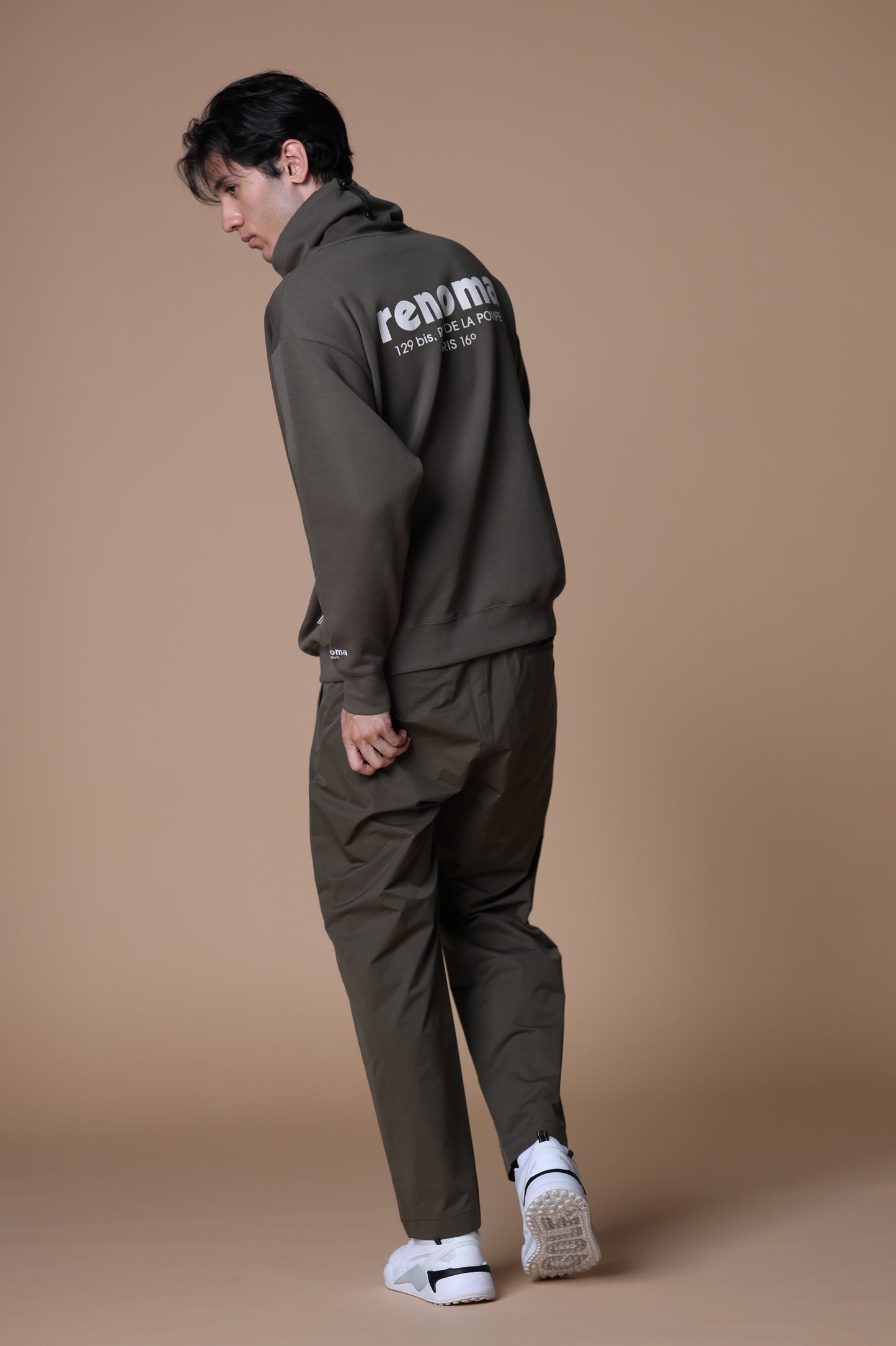 BASIC NECK WARM SWEATSHIRT