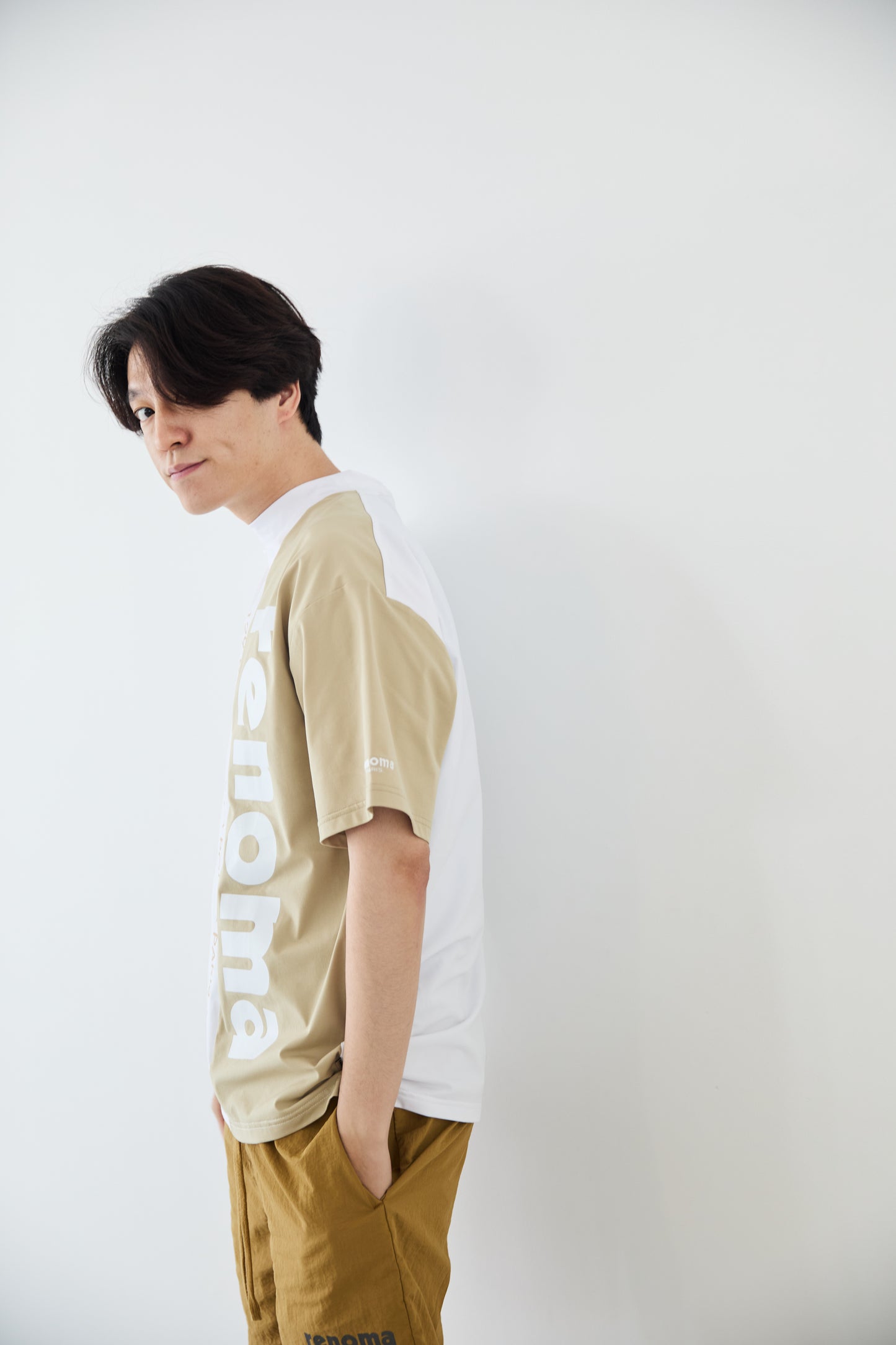 SWITCHING MOCK NECK S/S