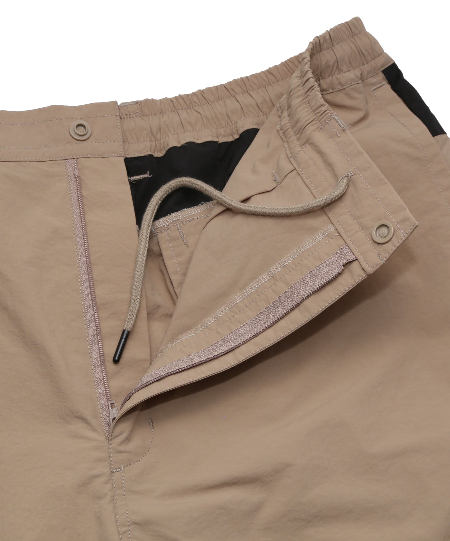 BACK SWITCHING NYLON PANTS