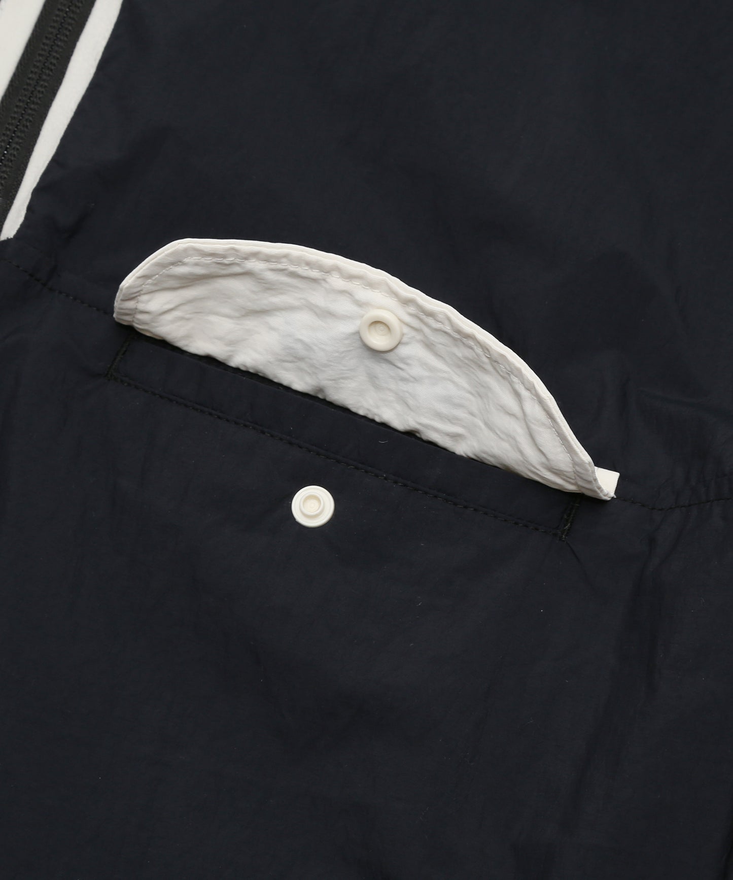 BRUSHED KNIT LINING NYLON PULLOVER